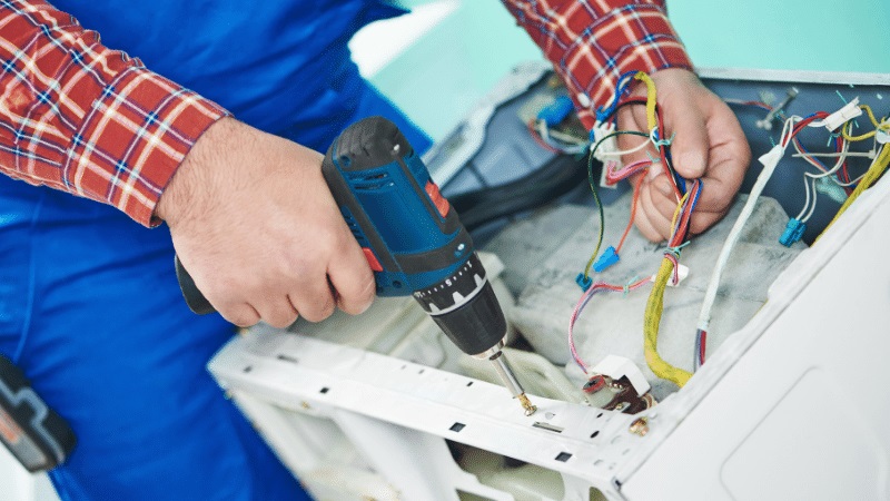 Kaynarca Franke Franke çamaşır makinesi kart tamiri – Su almama arızası orijinal parça ile giderildi. - Teknik servis örneği